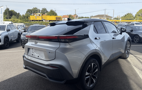 toyota-c-hr-1-8-hybride-140ch-graphic-my26 - 1016924713