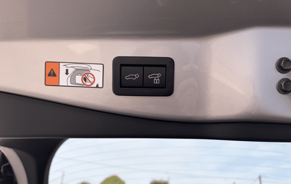 toyota-c-hr-1-8-hybride-140ch-graphic-my26 - 1016934713