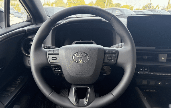 toyota-c-hr-1-8-hybride-140ch-graphic-my26 - 1016934713