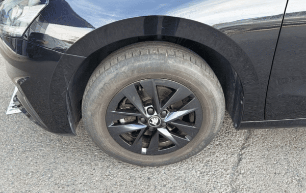 skoda-fabia-1-0-tsi-evo2-116ch-selection-dsg7 - 1017114713