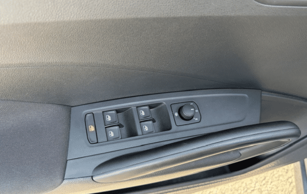 skoda-fabia-1-0-tsi-evo2-116ch-selection-dsg7 - 1017124713
