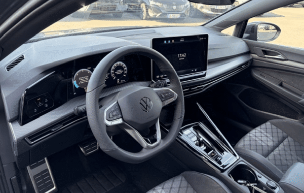 volkswagen-golf-viii-2-0-tdi-150ch-r-line-dsg7 - 1017434713