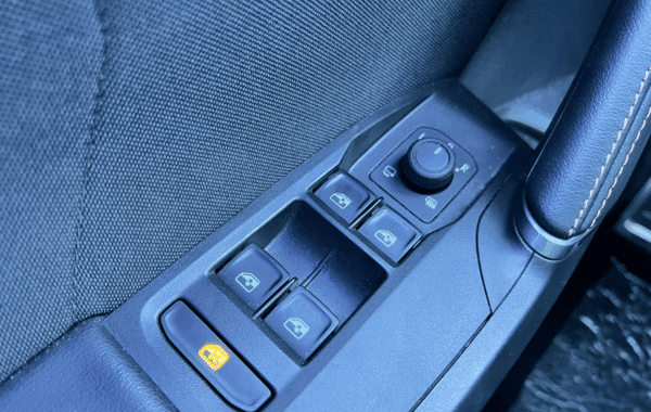 cupra-leon-2-0-tdi-150ch-v-dsg7 - 1017814713