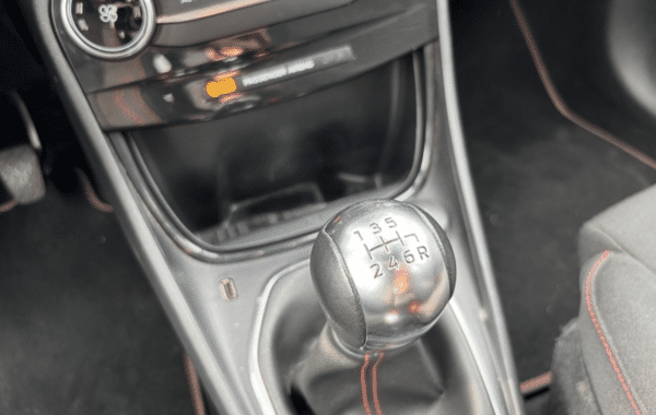ford-puma-1-0-flexifuel-125ch-s-s-mhev-st-line-design-3 - 1018374713