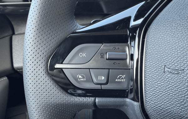 peugeot-308-1-5-bluehdi-130ch-s-s-gt-eat8 - 1018744713