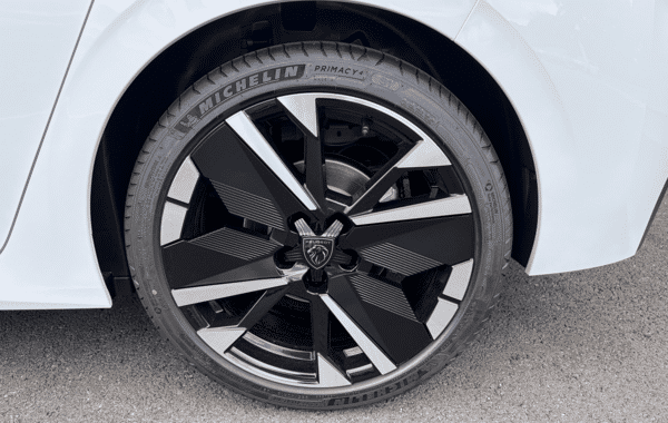 peugeot-308-1-5-bluehdi-130ch-s-s-gt-eat8 - 1018874713