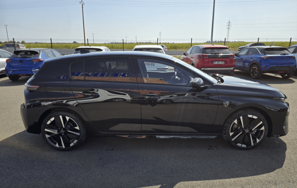 peugeot-308-1-5-bluehdi-130ch-s-s-gt-eat8 - 1018934713