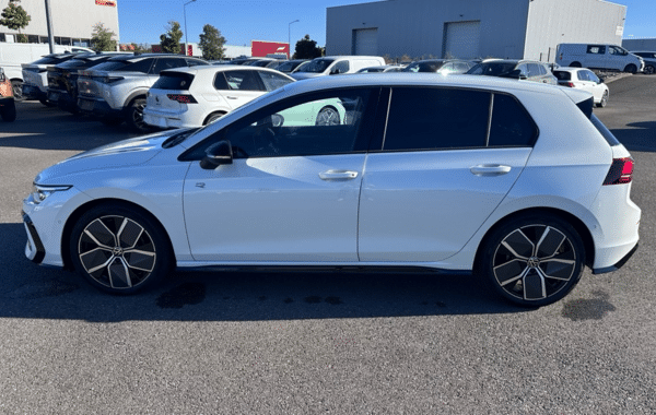 volkswagen-golf-viii-1-5-etsi-evo2-150ch-r-line-dsg7 - 1019084713