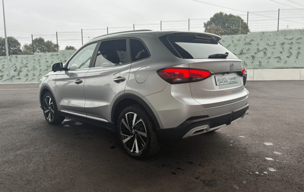 mg-motor-zs-1-5-hybrid-197ch-luxury - 1019254713