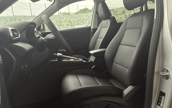 mg-motor-zs-1-5-hybrid-197ch-luxury - 1019254713