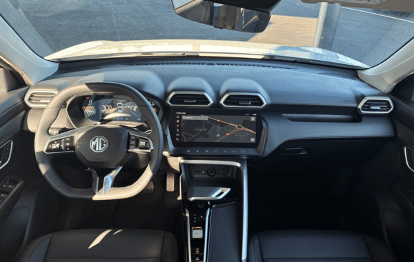 mg-motor-zs-1-5-hybrid-197ch-luxury - 1019384713