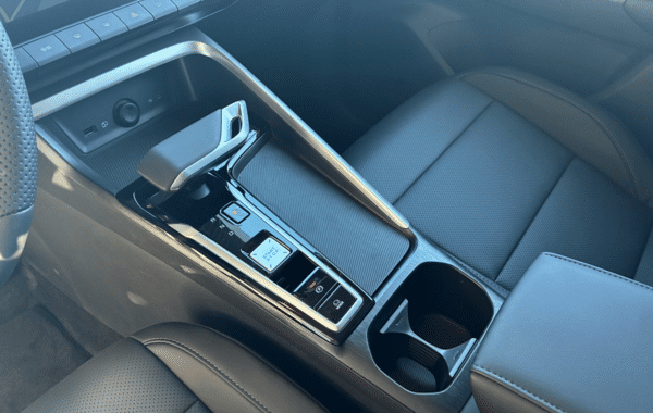 mg-motor-zs-1-5-hybrid-197ch-luxury - 1019384713
