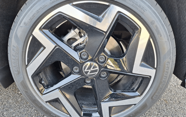 volkswagen-golf-viii-1-5-etsi-evo2-116ch-r-line-edition-dsg7 - 1020384713