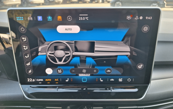 volkswagen-golf-viii-1-5-etsi-evo2-116ch-r-line-edition-dsg7 - 1020384713