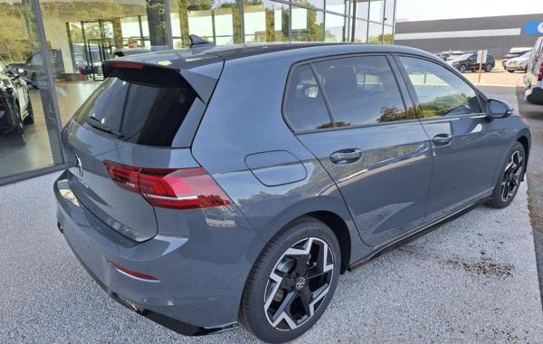 volkswagen-golf-viii-1-5-etsi-evo2-116ch-r-line-edition-dsg7 - 1020404713