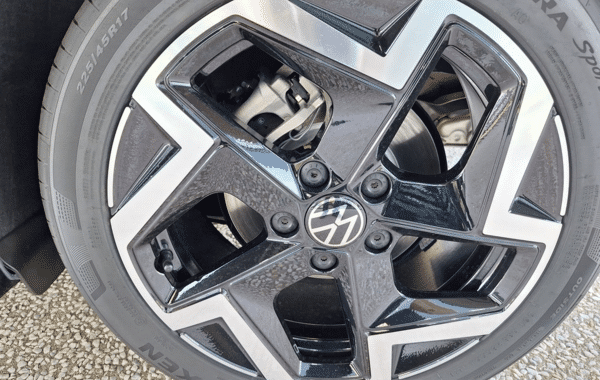 volkswagen-golf-viii-1-5-etsi-evo2-116ch-r-line-edition-dsg7 - 1020404713