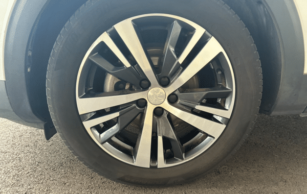 peugeot-3008-1-6-bluehdi-120ch-gt-line-s-s-eat6 - 1021074713