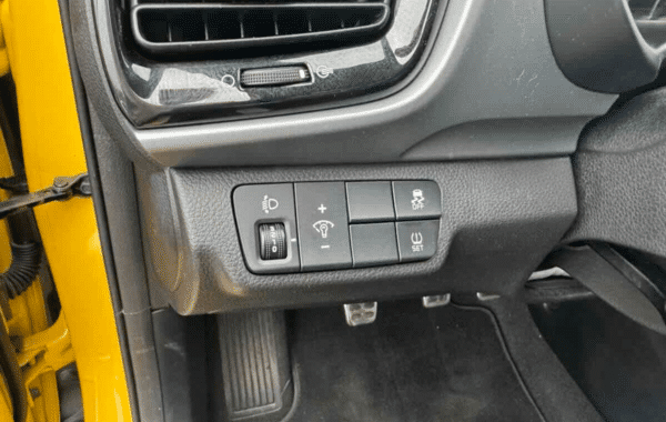 kia-stonic-1-0-t-gdi-120ch-isg-design-euro6d-t - 1021084713