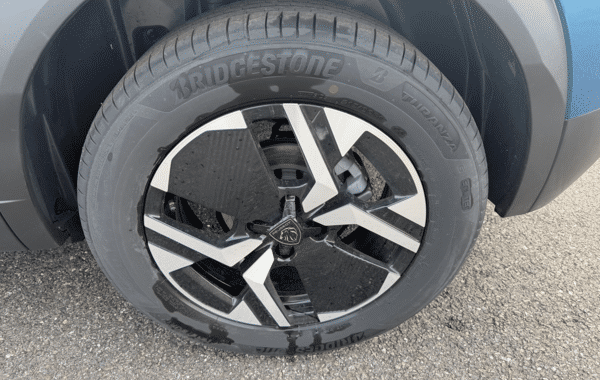 peugeot-2008-1-2-hybrid-145ch-allure-e-dcs6 - 1021204713