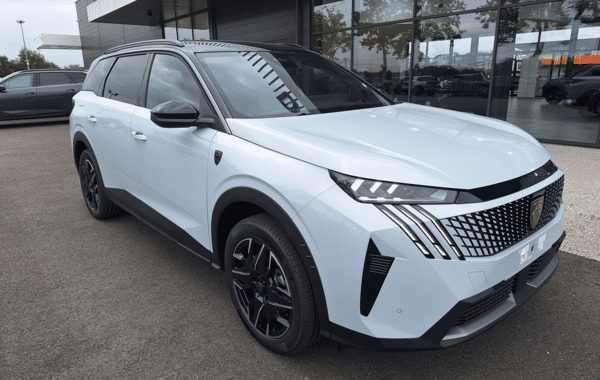 peugeot-5008-hybrid-145ch-gt-e-dcs6 - 1021354713