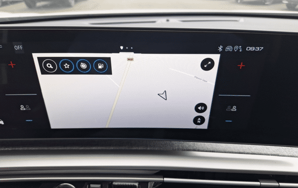 peugeot-5008-hybrid-145ch-gt-e-dcs6 - 1021354713