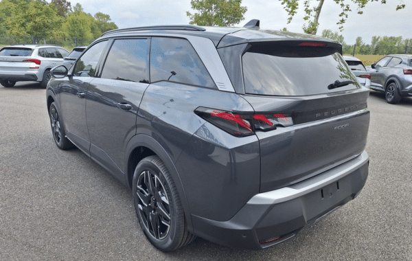 peugeot-5008-hybrid-145ch-gt-e-dcs6 - 1021424713