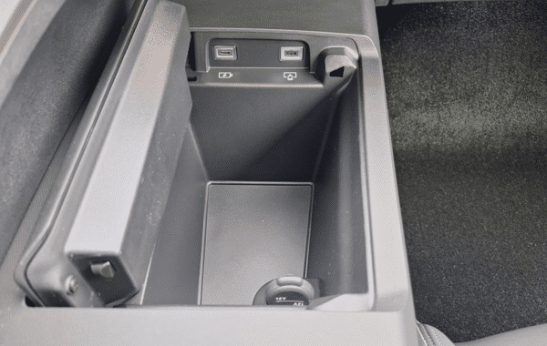 peugeot-5008-hybrid-145ch-gt-e-dcs6 - 1021434713