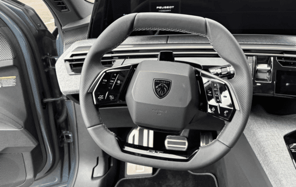 peugeot-5008-hybrid-145ch-gt-e-dcs6 - 1021454713