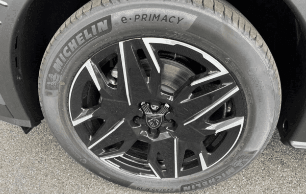peugeot-5008-hybrid-145ch-gt-e-dcs6 - 1021464713