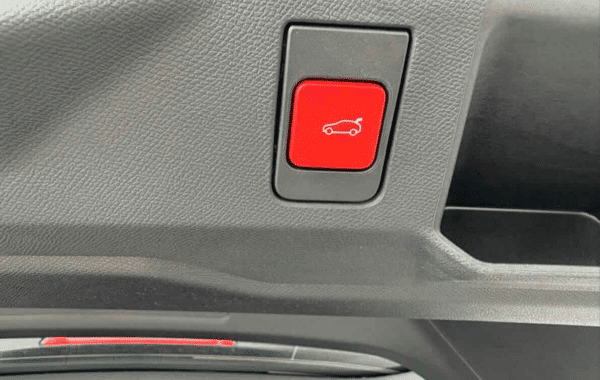 peugeot-5008-hybrid-145ch-gt-e-dcs6 - 1021464713