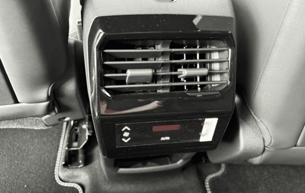 peugeot-5008-hybrid-145ch-gt-e-dcs6 - 1021464713