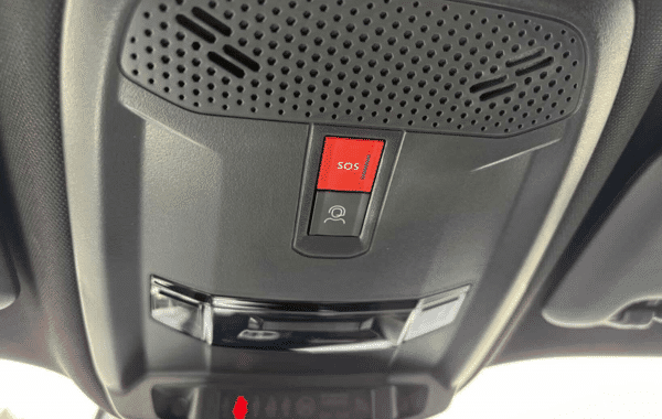 peugeot-2008-1-2-hybrid-145ch-gt-e-dcs6 - 1021654713