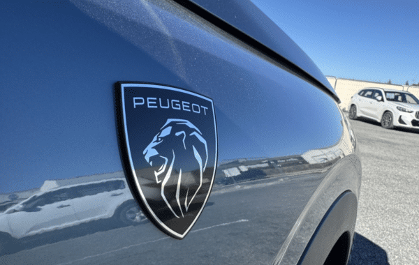 peugeot-3008-1-2-hybrid-145ch-gt-e-dcs6 - 1021674713