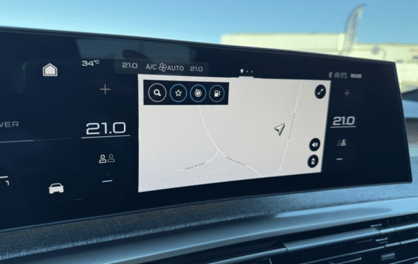 peugeot-3008-1-2-hybrid-145ch-gt-e-dcs6 - 1021674713