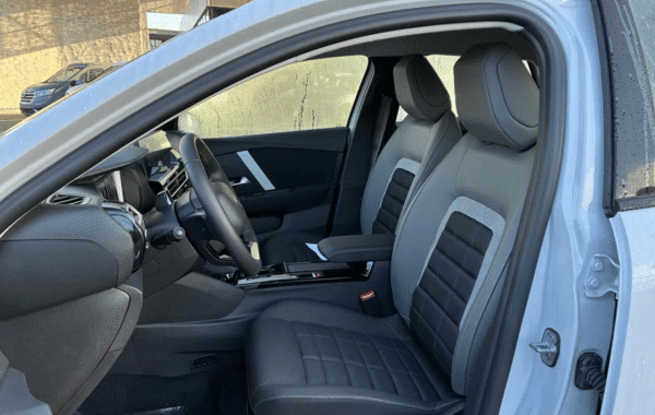 citroen-c4-1-2-hybride-145ch-business-e-dcs6 - 1021884713