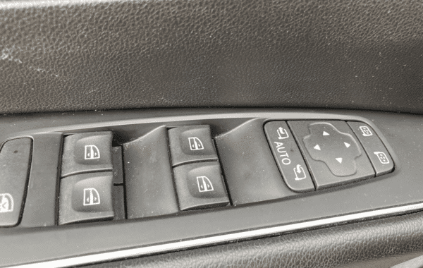 renault-talisman-estate-2-0-blue-dci-160ch-business-edc-e6d-full - 1022034713