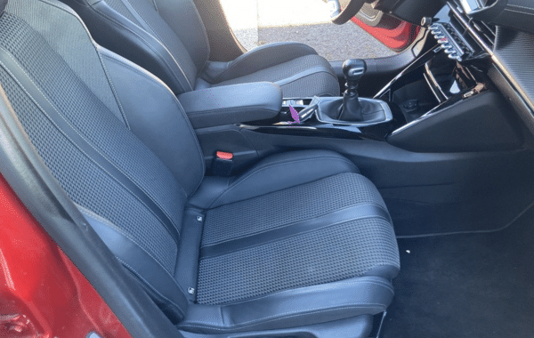 peugeot-208-1-5-bluehdi-100ch-s-s-gt - 1022144713