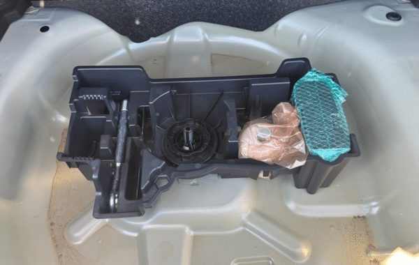 citroen-c4-1-2-hybride-145ch-business-e-dcs6 - 1022414713