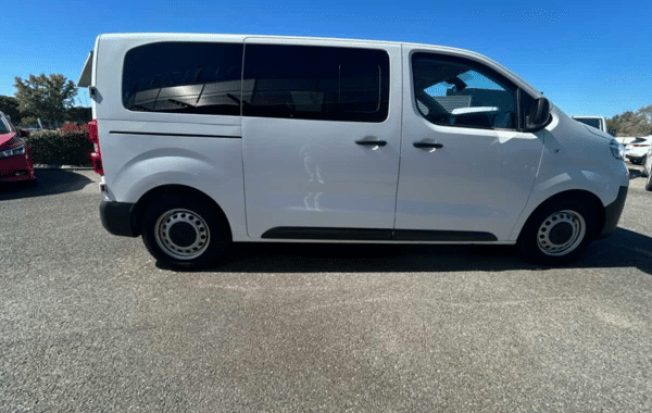 toyota-proace-combi-medium-2-0-140-d-4d-dynamic-rc23 - 1022484713