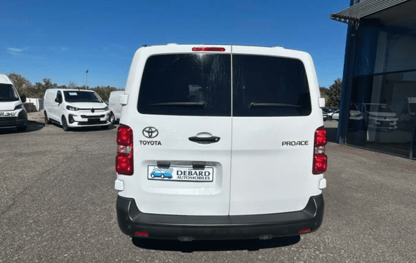 toyota-proace-combi-medium-2-0-140-d-4d-dynamic-rc23 - 1022534713