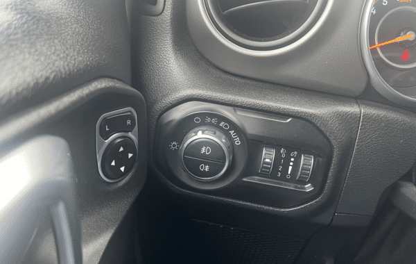 jeep-wrangler-2-0-t-272ch-rubicon-rock-trac-bva8 - 1022954713
