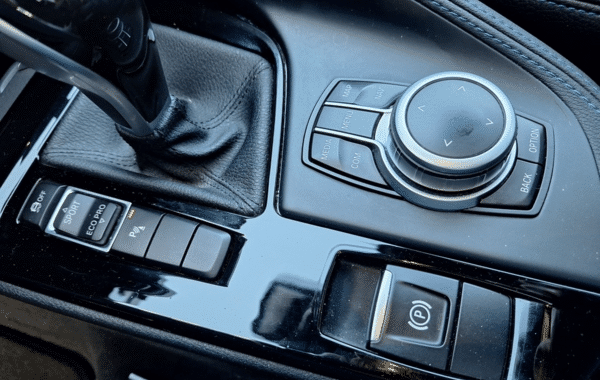 bmw-x1-f48-sdrive18da-150ch-m-sport - 1023494713