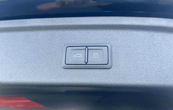 audi-a3-sportback-1-5-tfsi-150ch-hybride-s-line-s-tronic-7 - 1023954713
