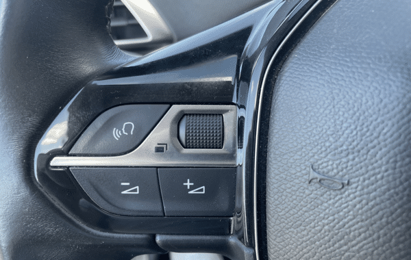 peugeot-3008-1-5-bluehdi-130ch-e6-c-allure-business-s-s-7cv - 1024044713