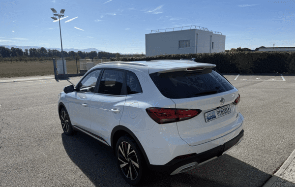 mg-motor-zs-1-5-hybrid-197ch-luxury - 1024284713