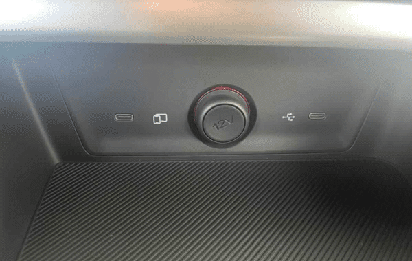 mg-motor-zs-1-5-hybrid-197ch-luxury - 1024474713