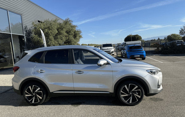 mg-motor-zs-1-5-hybrid-197ch-luxury - 1024534713