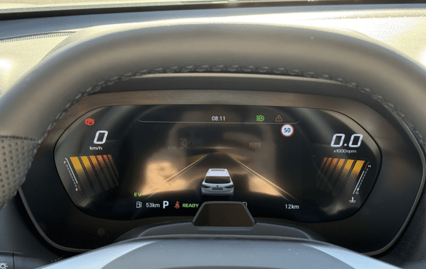 mg-motor-zs-1-5-hybrid-197ch-luxury - 1024534713