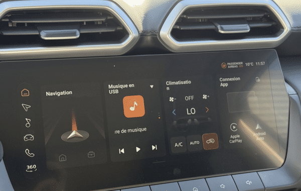 mg-motor-zs-1-5-hybrid-197ch-luxury - 1024534713
