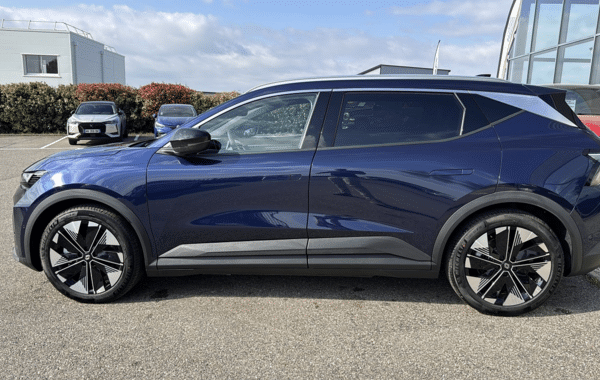 renault-scenic-v-e-tech-electric-170ch-techno-autonomie-confort-24 - 1024864713